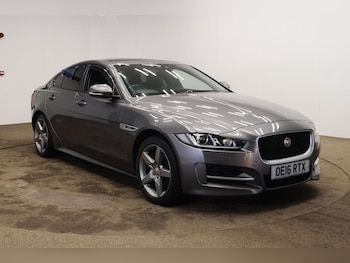 Used Jaguar XE 2016 for sale - 78741427: Photo