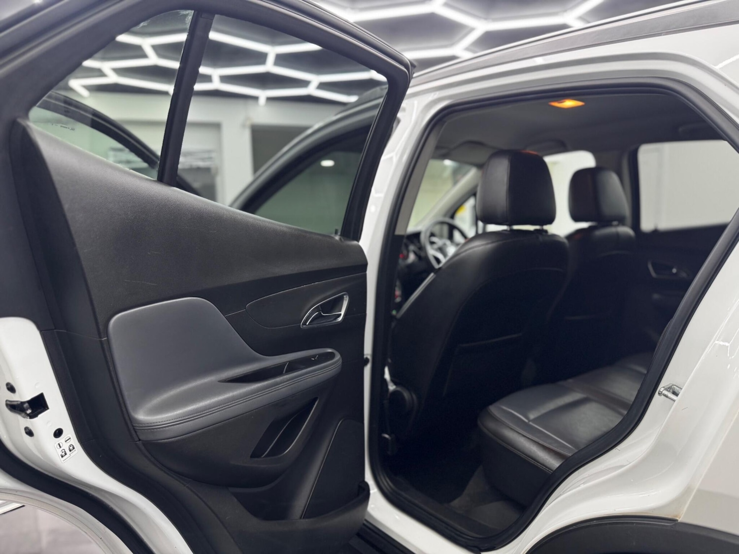 Used Vauxhall Mokka 2016 for sale - 78127307: Photo 28