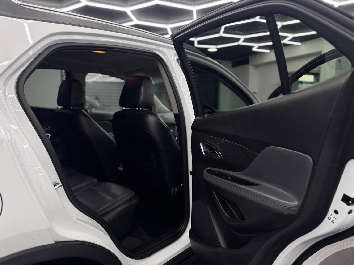 Used Vauxhall Mokka 2016 for sale - 78127307: Photo 30