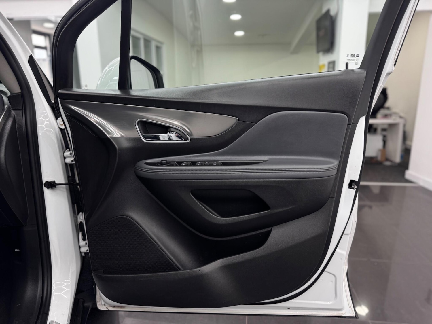 Used Vauxhall Mokka 2016 for sale - 78127307: Photo 31