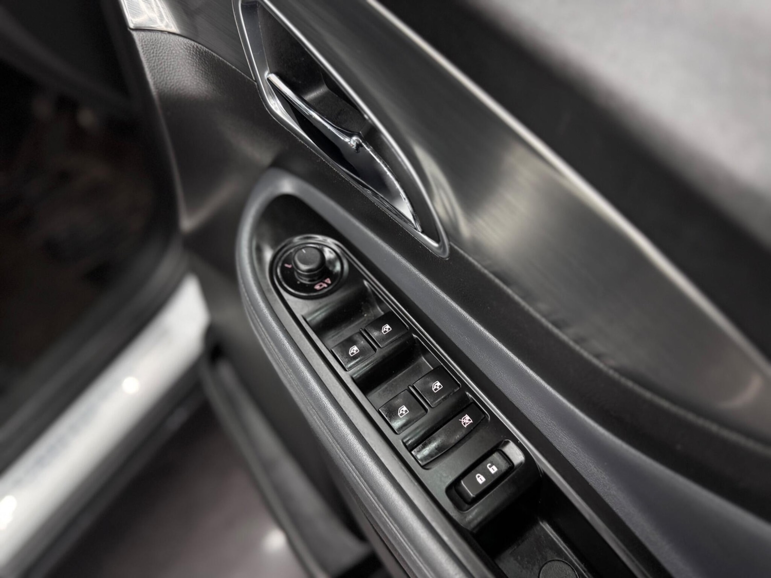 Used Vauxhall Mokka 2016 for sale - 78127307: Photo 32