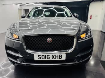 Used Jaguar F-Pace 2016 for sale - 79688455: Photo