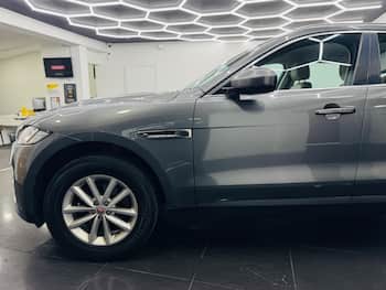 Used Jaguar F-Pace 2016 for sale - 79688455: Photo