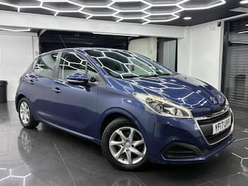 Used Peugeot 208 2017 for sale - 79847775: Photo