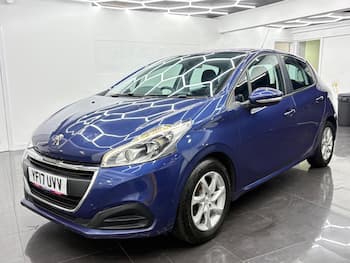 Used Peugeot 208 2017 for sale - 79847775: Photo