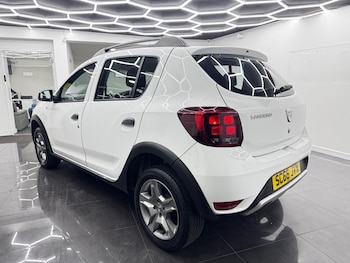 Used Dacia Sandero Stepway 2017 for sale - 78784985: Photo