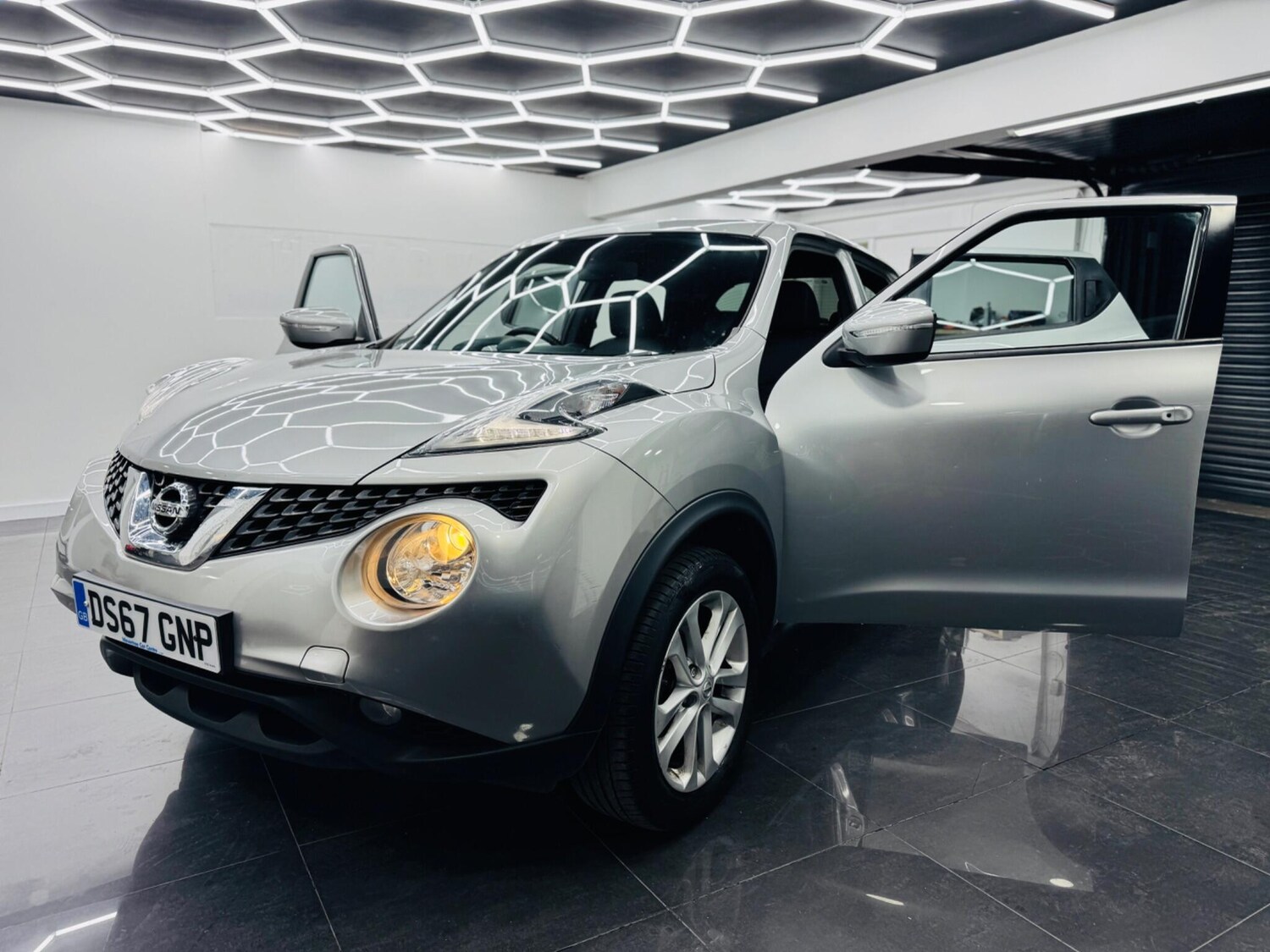 Used Nissan Juke 2017 for sale - 77831671: Photo 7