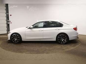 Used BMW 3 Series 2012 for sale - 77978140: Photo