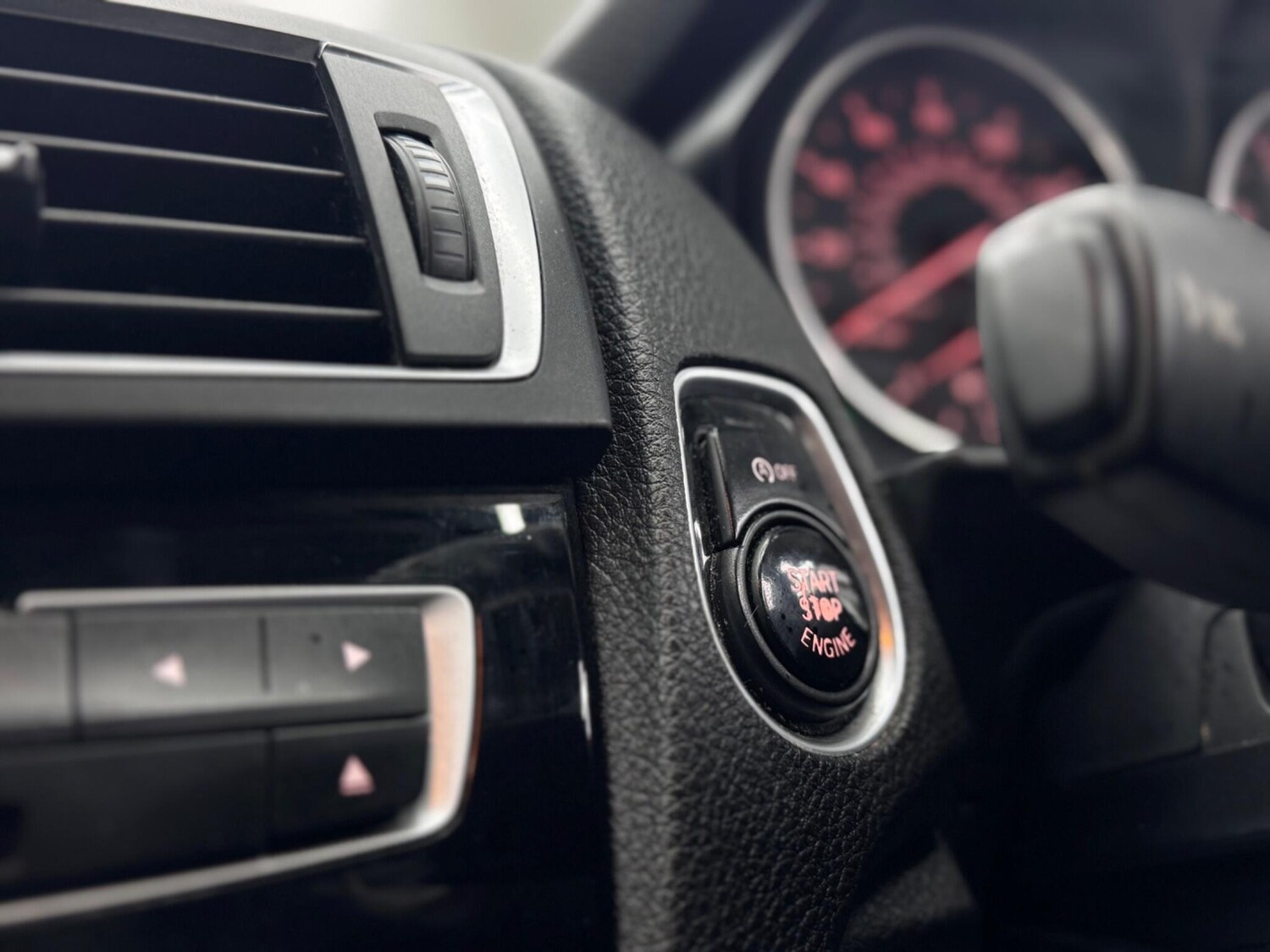 Used BMW 1 Series 2015 for sale - 77831676: Photo 46