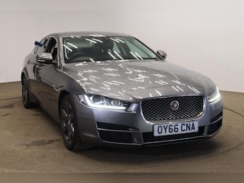 Used Jaguar XE 2016 for sale - 78878870: Photo