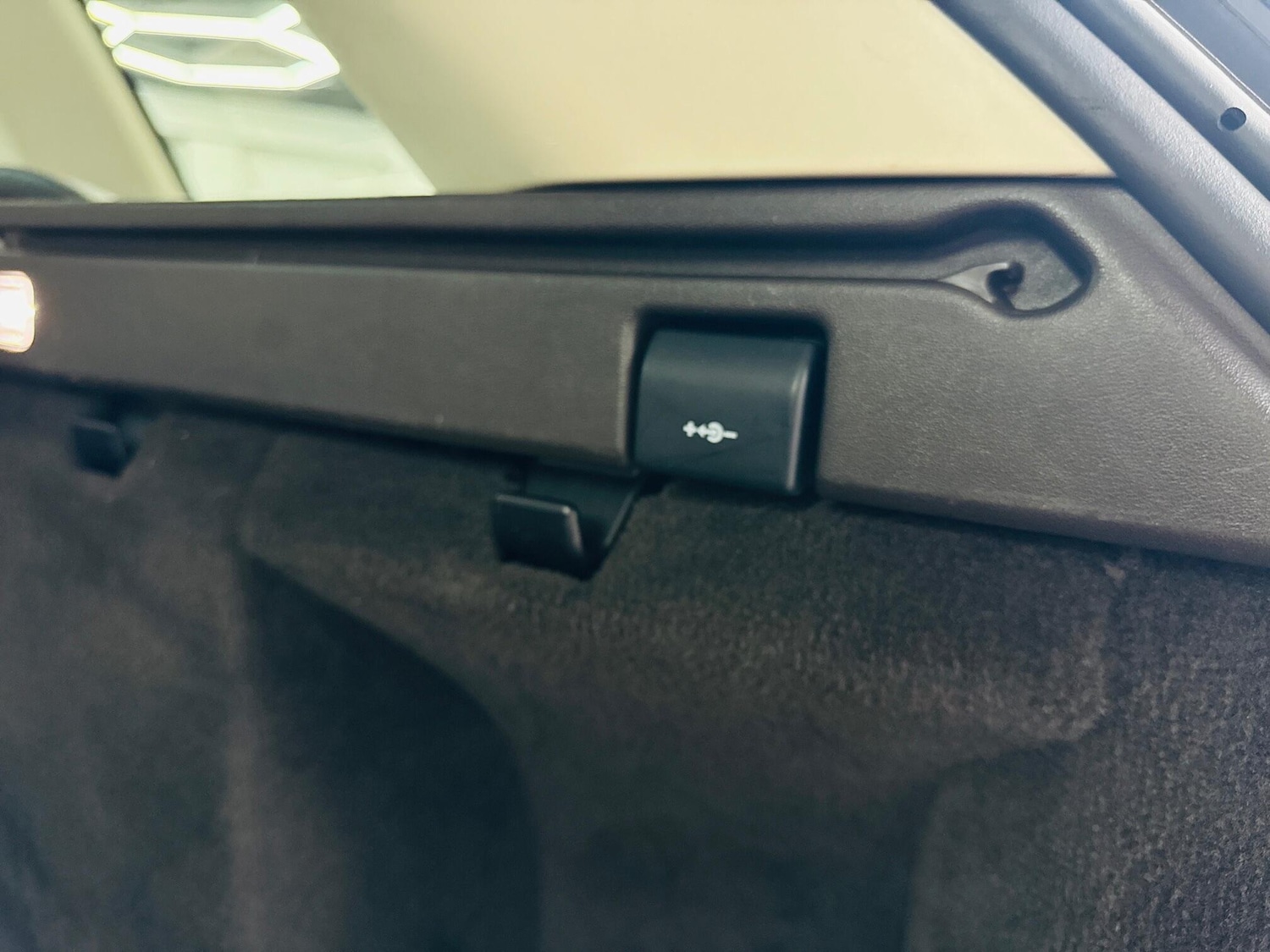 Used Land Rover Range Rover Sport 2017 for sale - 77831682: Photo 26