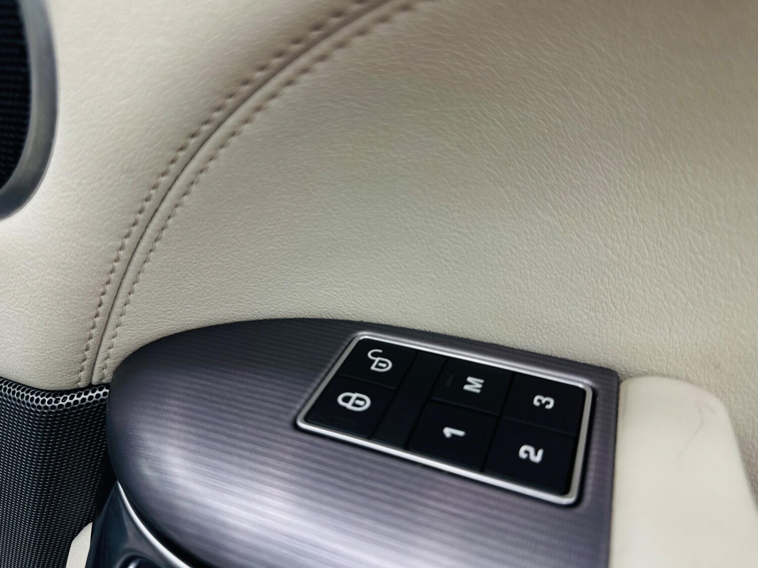 Used Land Rover Range Rover Sport 2017 for sale - 77831682: Photo 29