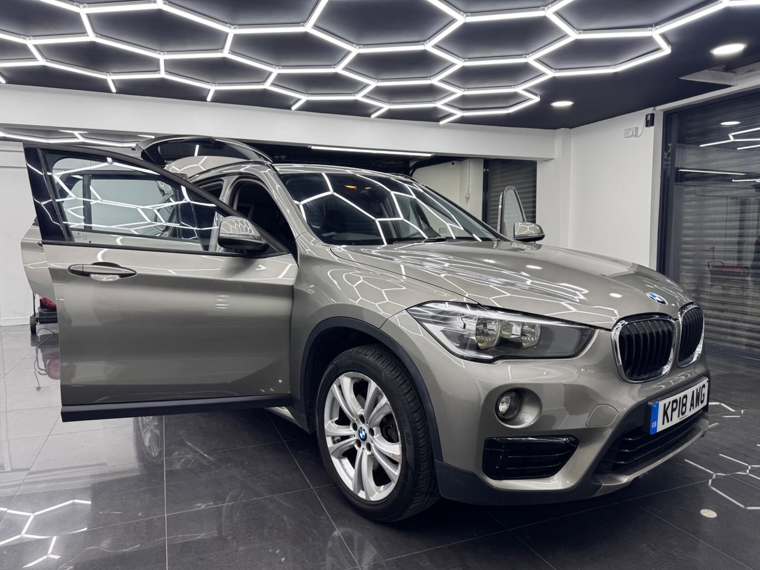Used BMW X1 2018 for sale - 77977918: Photo 5