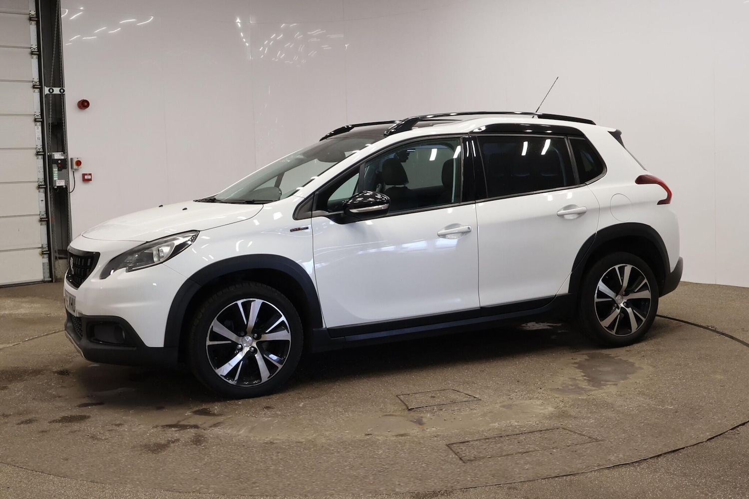 Used Peugeot 2008 for sale - 77853934: Photo 5