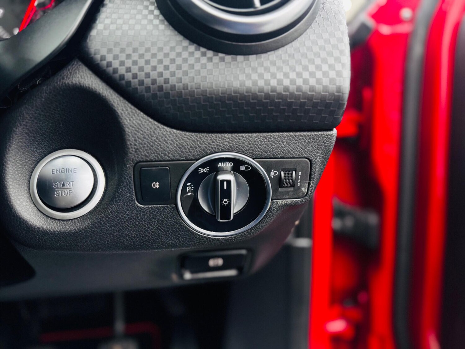 Used Mercedes-Benz A-Class 2017 for sale - 77831684: Photo 25