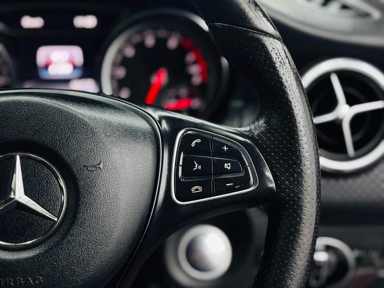 Used Mercedes-Benz A-Class 2017 for sale - 77831684: Photo 28