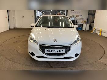 Used Peugeot 208 2016 for sale - 79873675: Photo