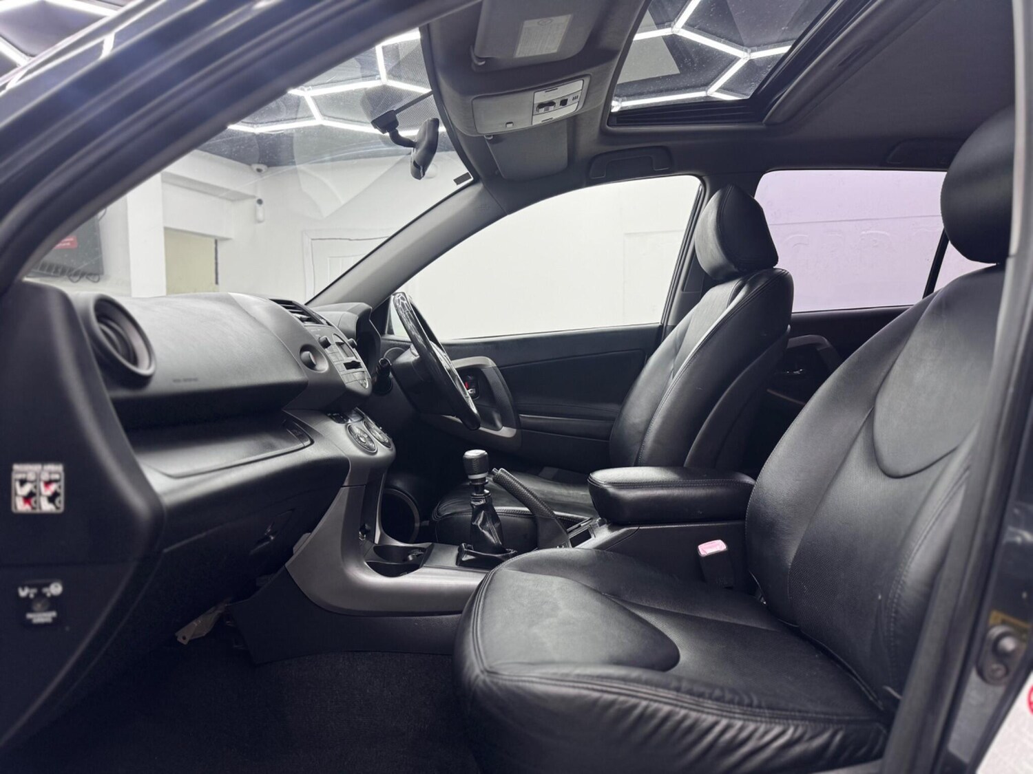 Used Toyota RAV4 for sale - 78214692: Photo 32