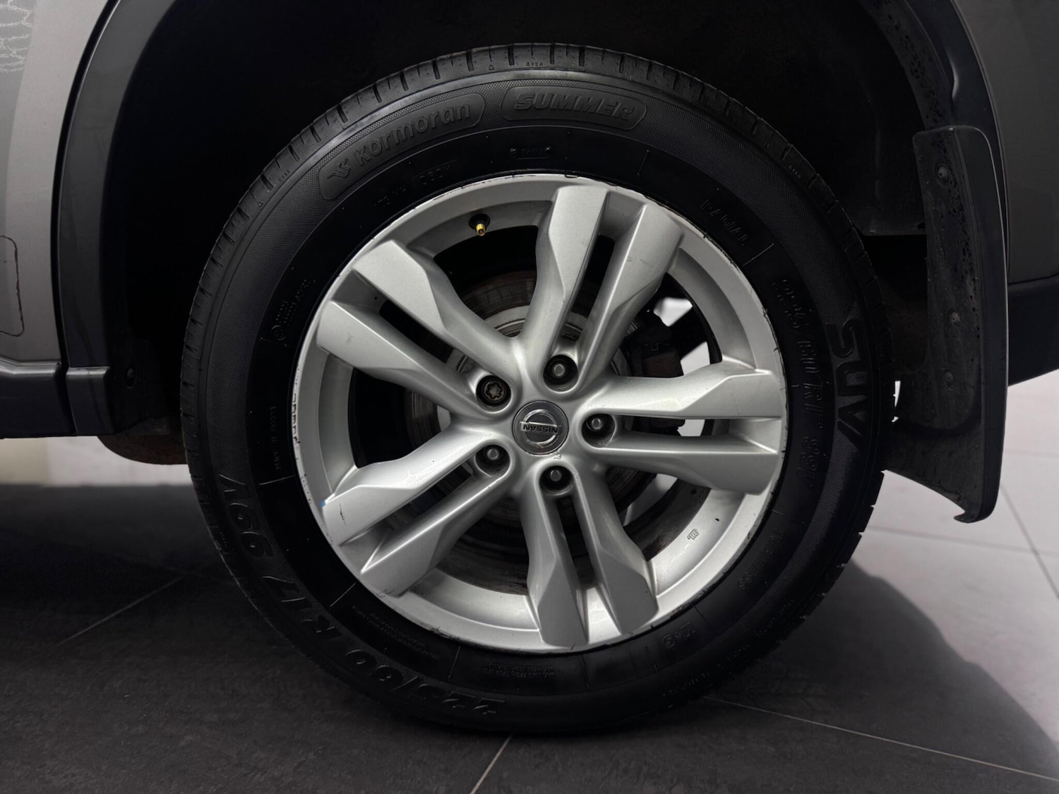 Used Nissan X-Trail 2011 for sale - 77982325: Photo 32