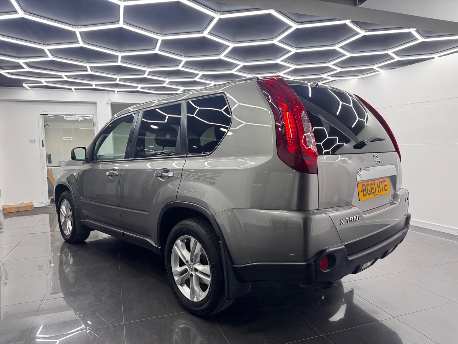 Used Nissan X-Trail 2011 for sale - 77982325: Photo 4