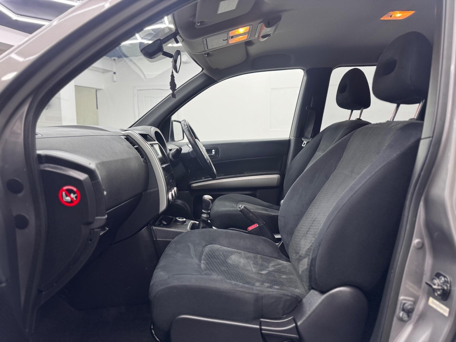 Used Nissan X-Trail 2011 for sale - 77982325: Photo 43