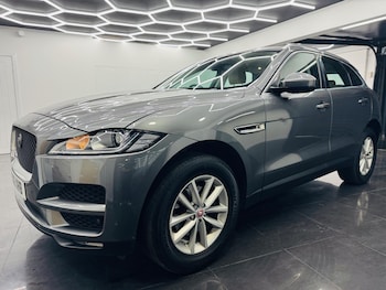 Used Jaguar F-Pace 2016 for sale - 79061877: Photo