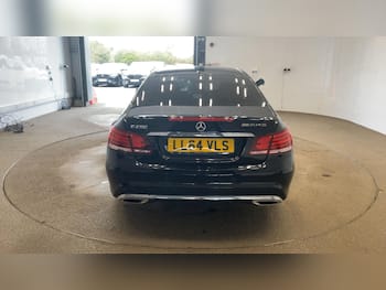Used Mercedes-Benz E Class 2014 for sale - 79669275: Photo