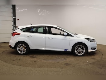 Used Ford Focus 2014 for sale - 78759890: Photo