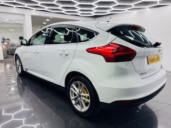 Used Ford Focus 2014 for sale - 78759890: Photo