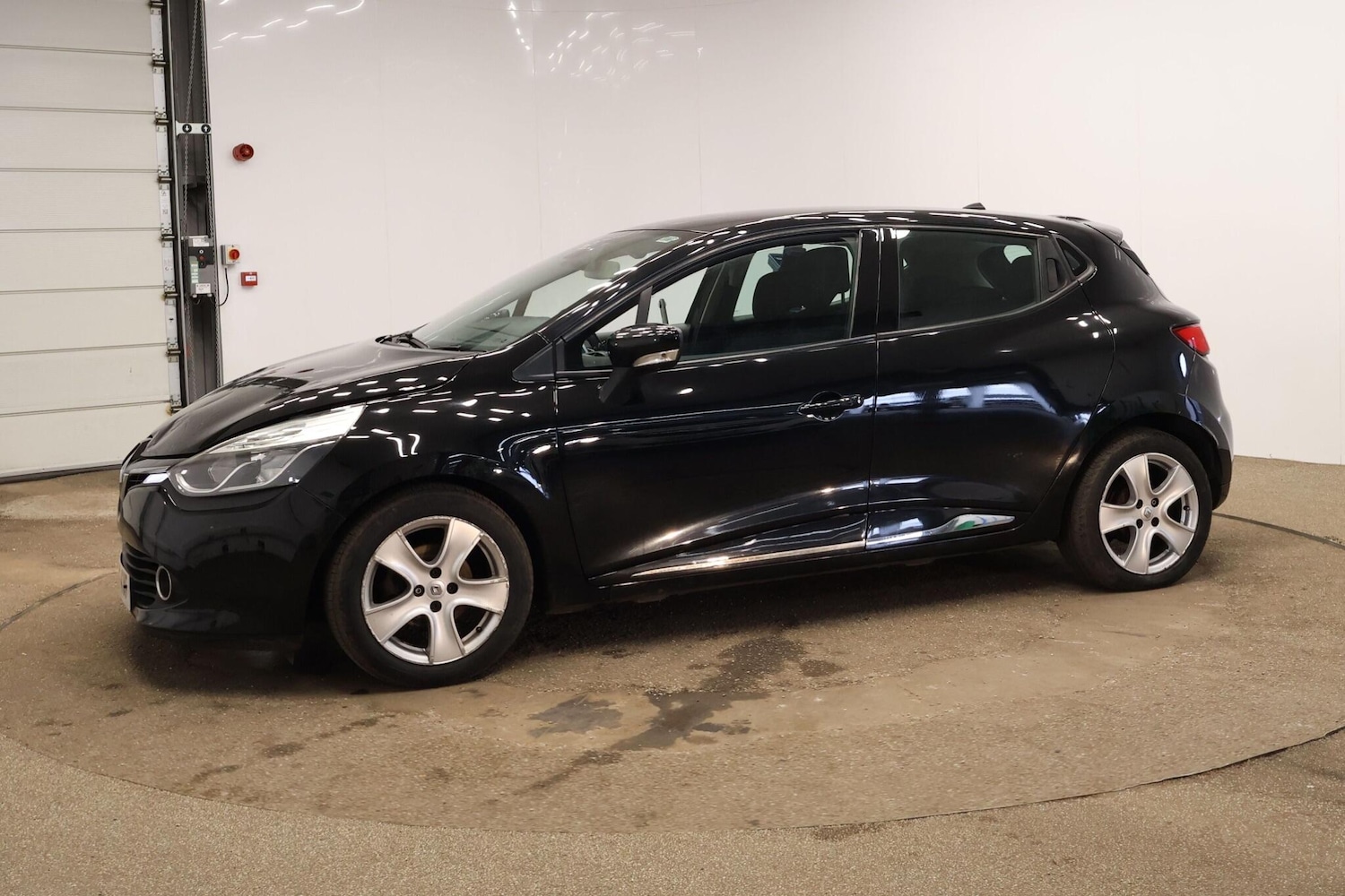 Used Renault Clio for sale - 77853742: Photo 5