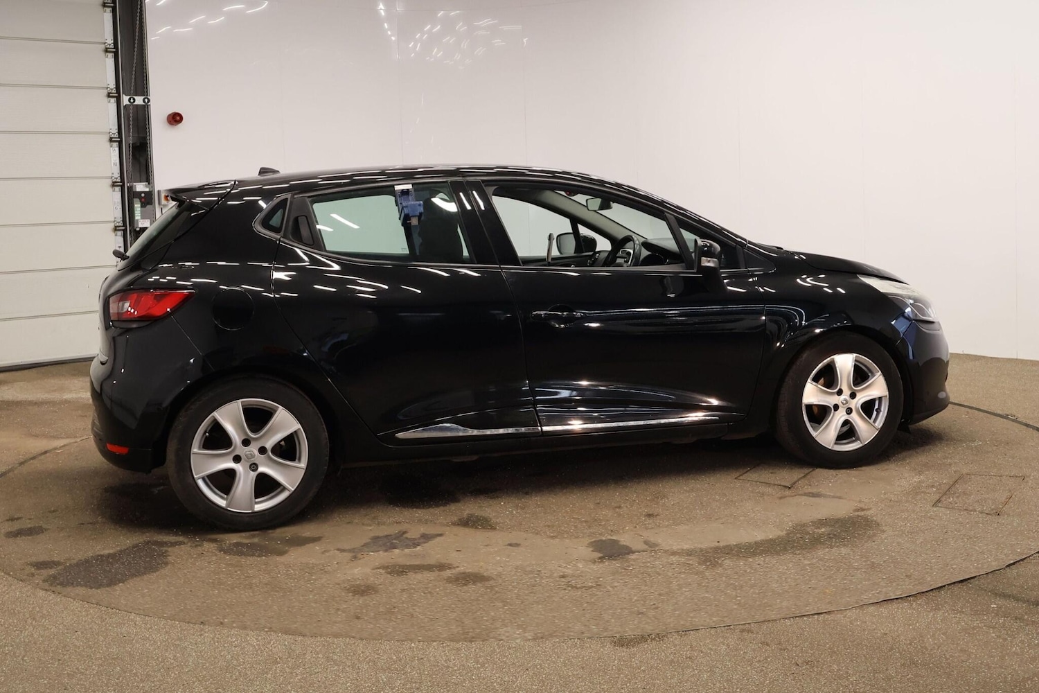 Used Renault Clio for sale - 77853742: Photo 7