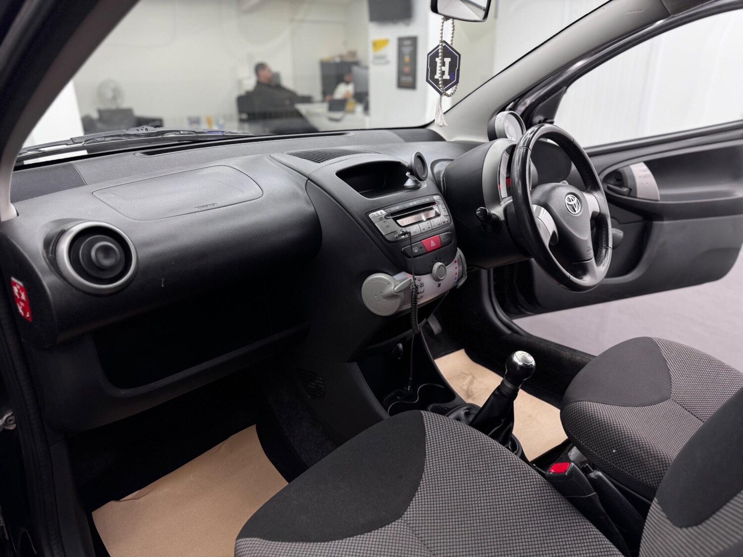 Used Toyota AYGO 2014 for sale - 78157742: Photo 17