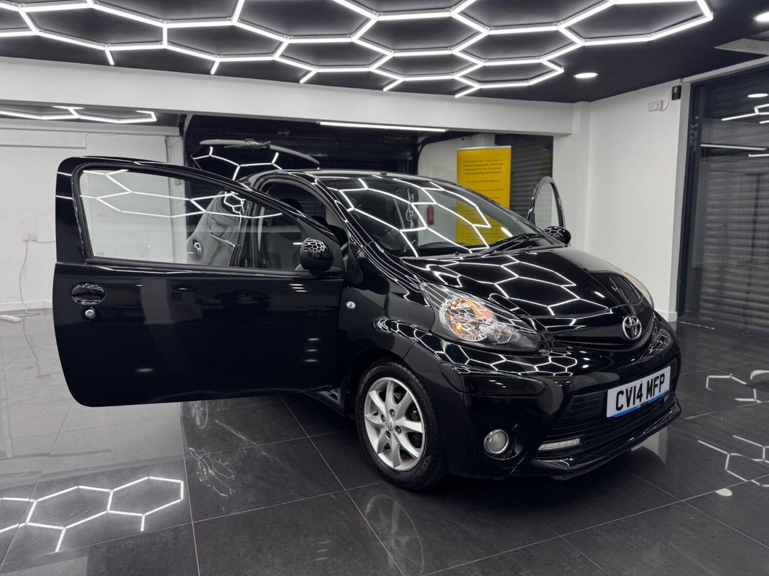 Used Toyota AYGO 2014 for sale - 78157742: Photo 6