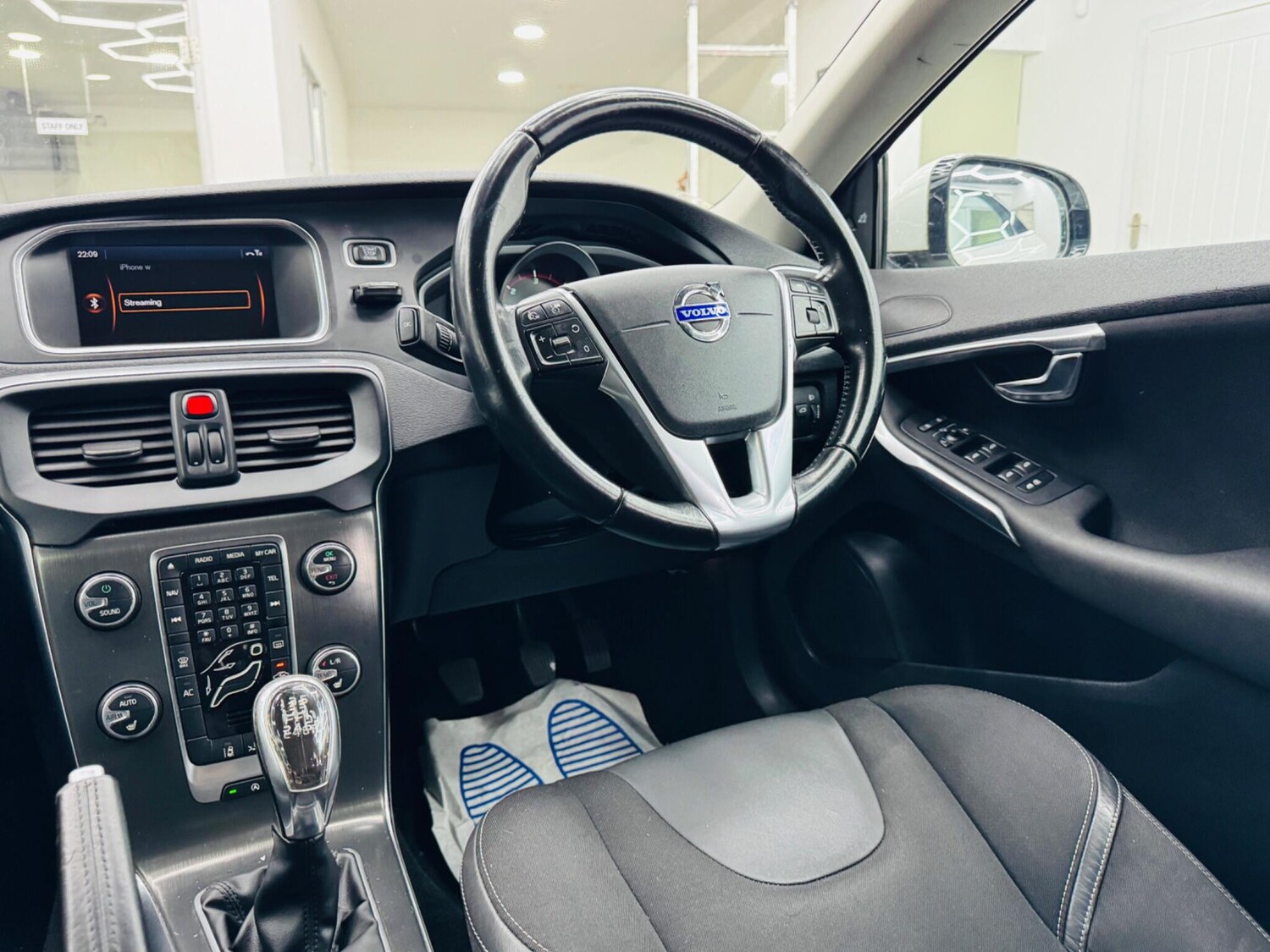 Used Volvo V40 2013 for sale - 77831675: Photo 20