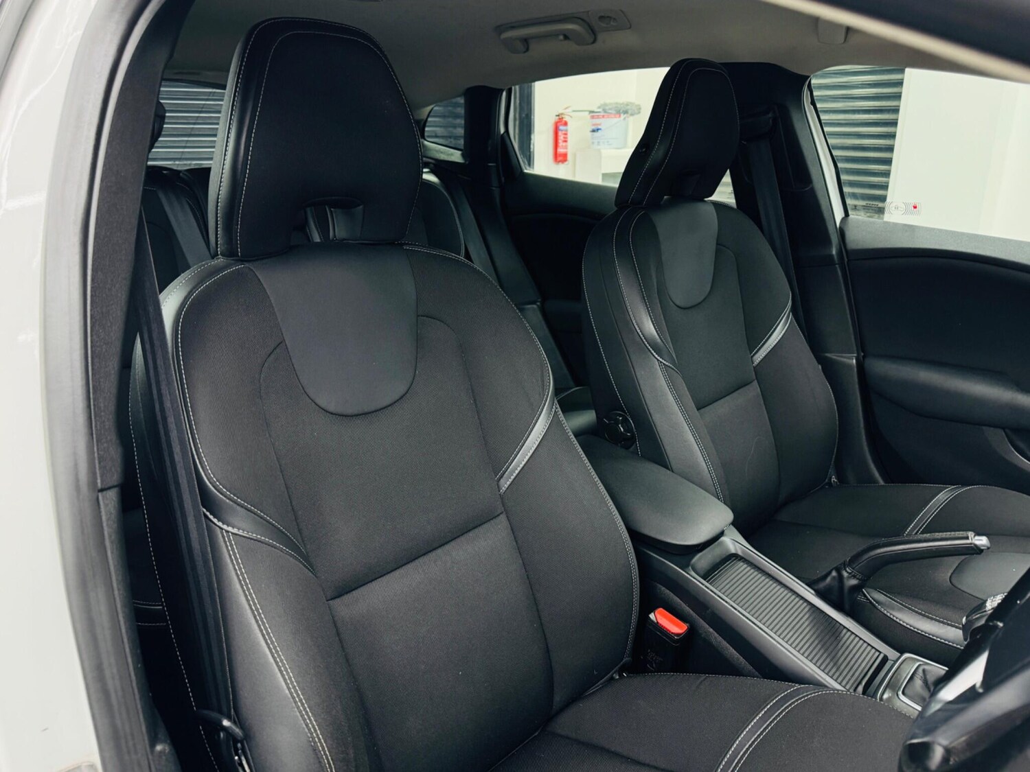 Used Volvo V40 2013 for sale - 77831675: Photo 22