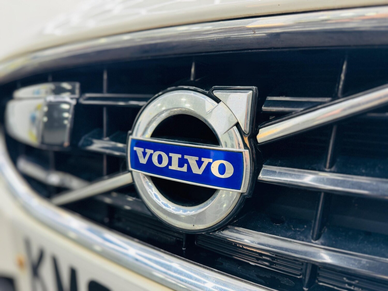 Used Volvo V40 2013 for sale - 77831675: Photo 46