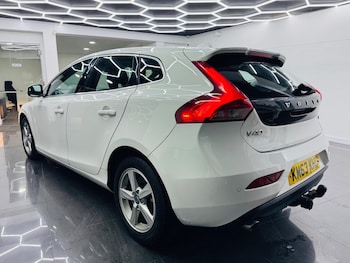 Used Volvo V40 2013 for sale - 77831675: Photo