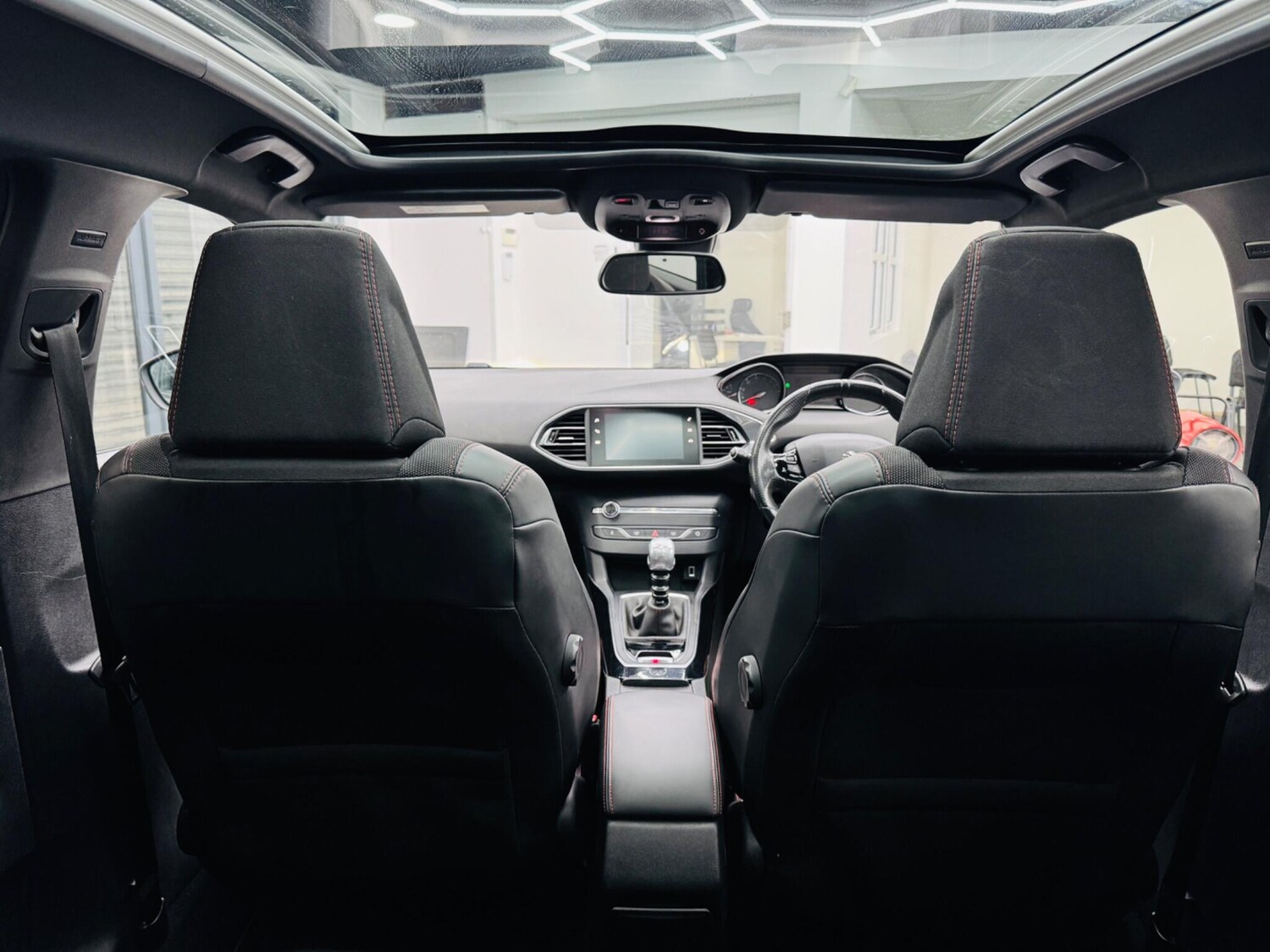 Used Peugeot 308 2017 for sale - 77831672: Photo 16