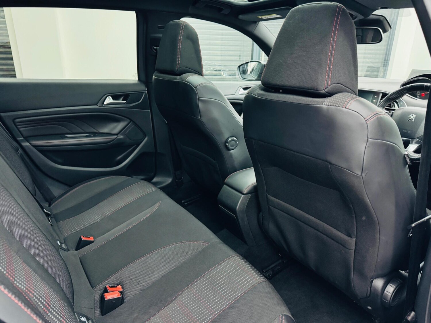 Used Peugeot 308 2017 for sale - 77831672: Photo 19