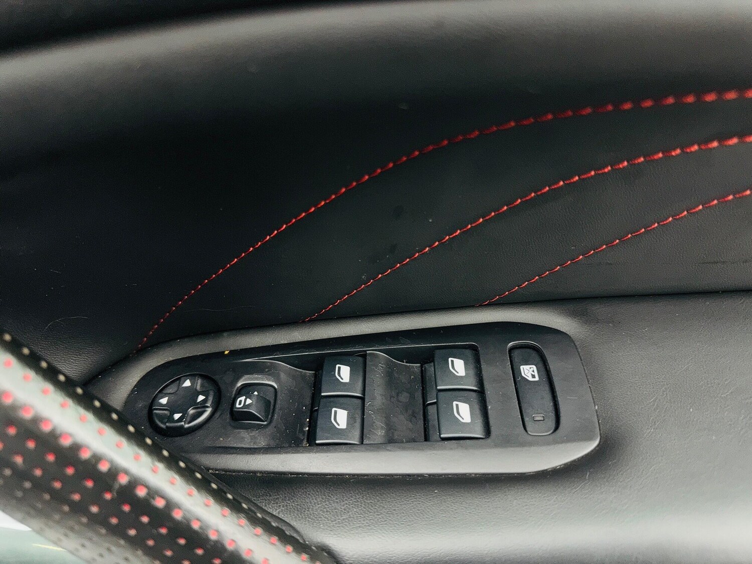 Used Peugeot 308 2017 for sale - 77831672: Photo 23