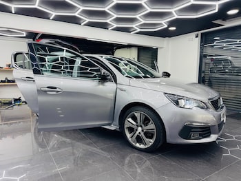 Used Peugeot 308 2017 for sale - 77831672: Photo