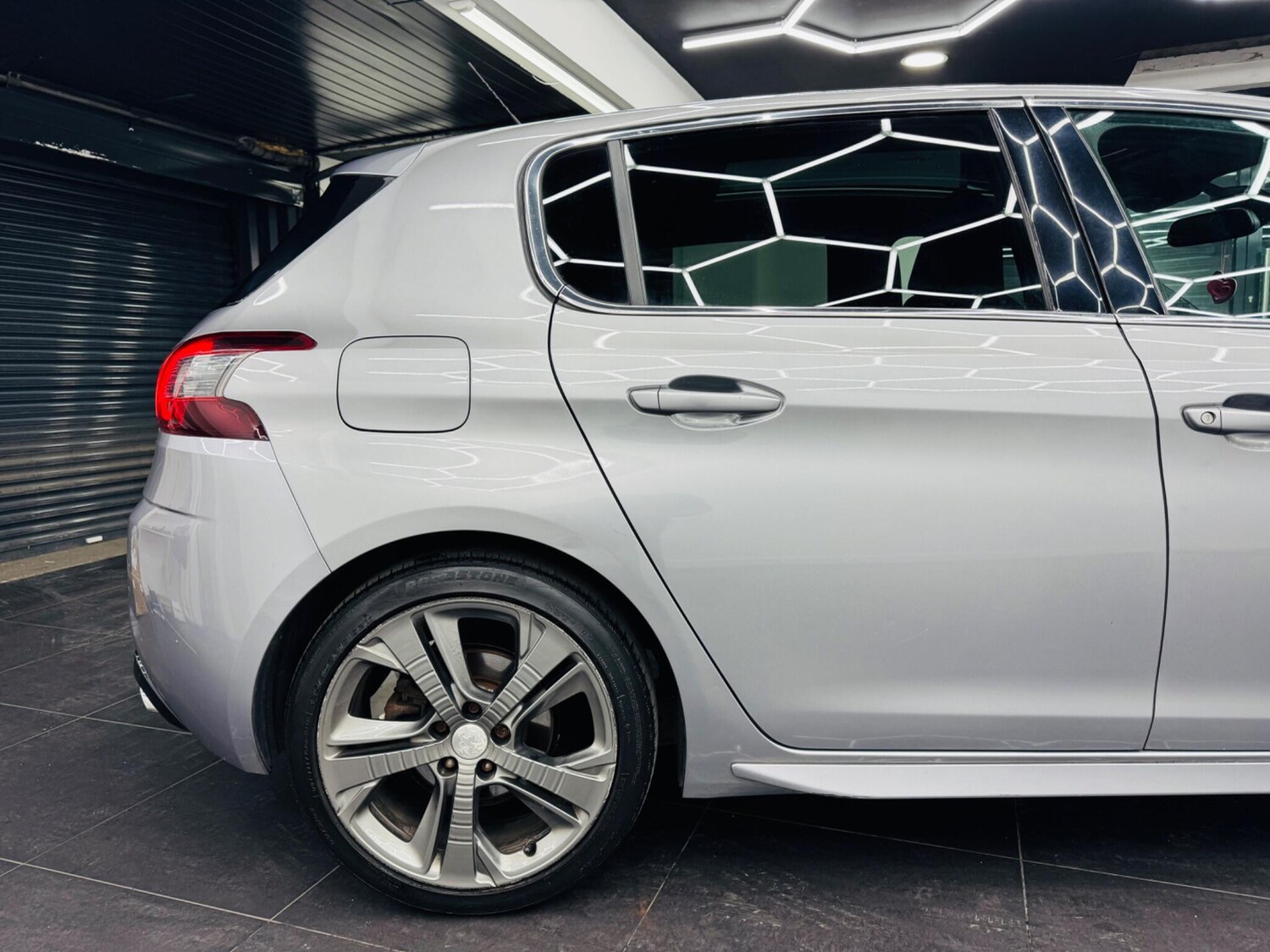 Used Peugeot 308 2017 for sale - 77831672: Photo 33