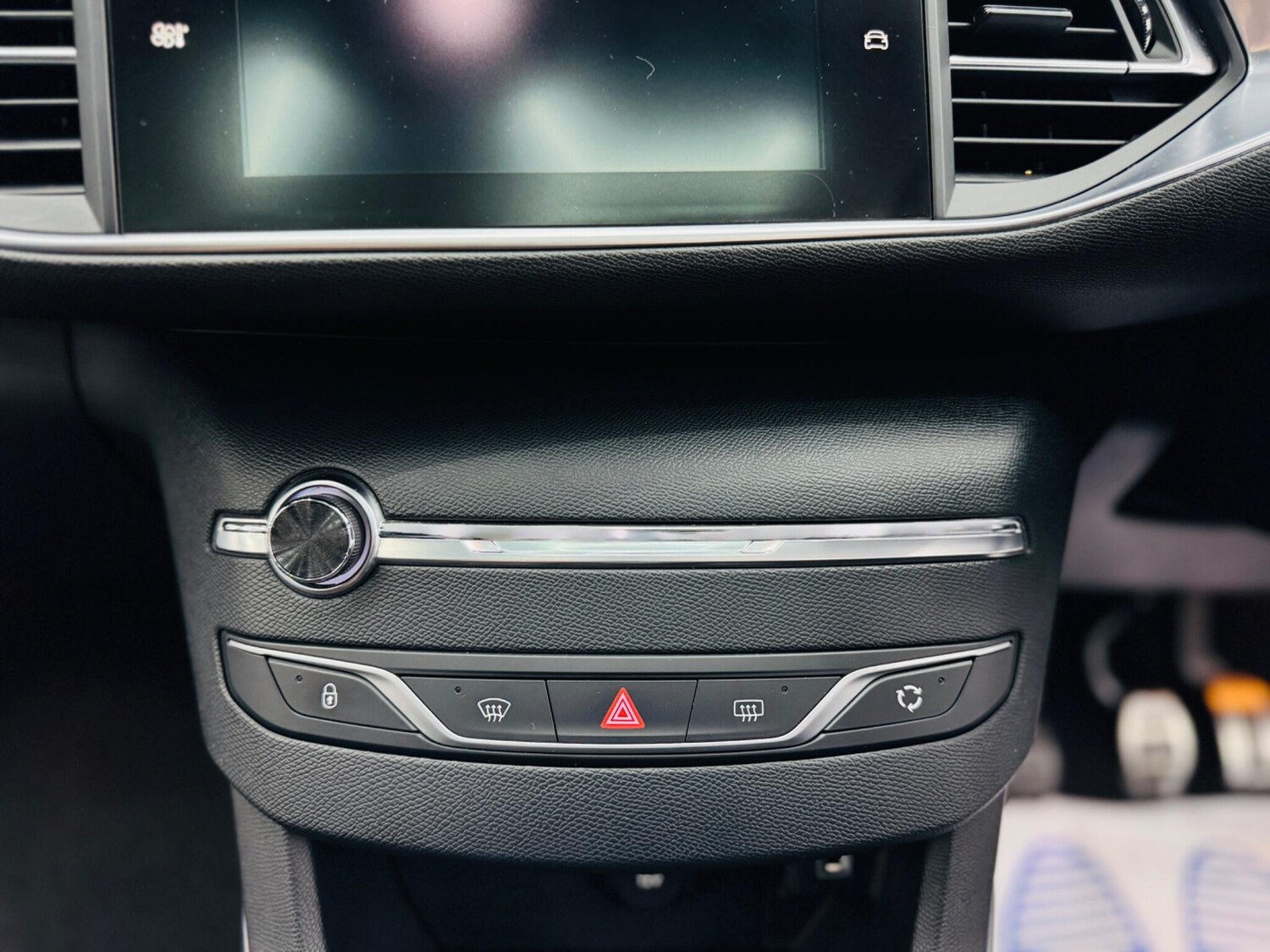 Used Peugeot 308 2017 for sale - 77831672: Photo 36