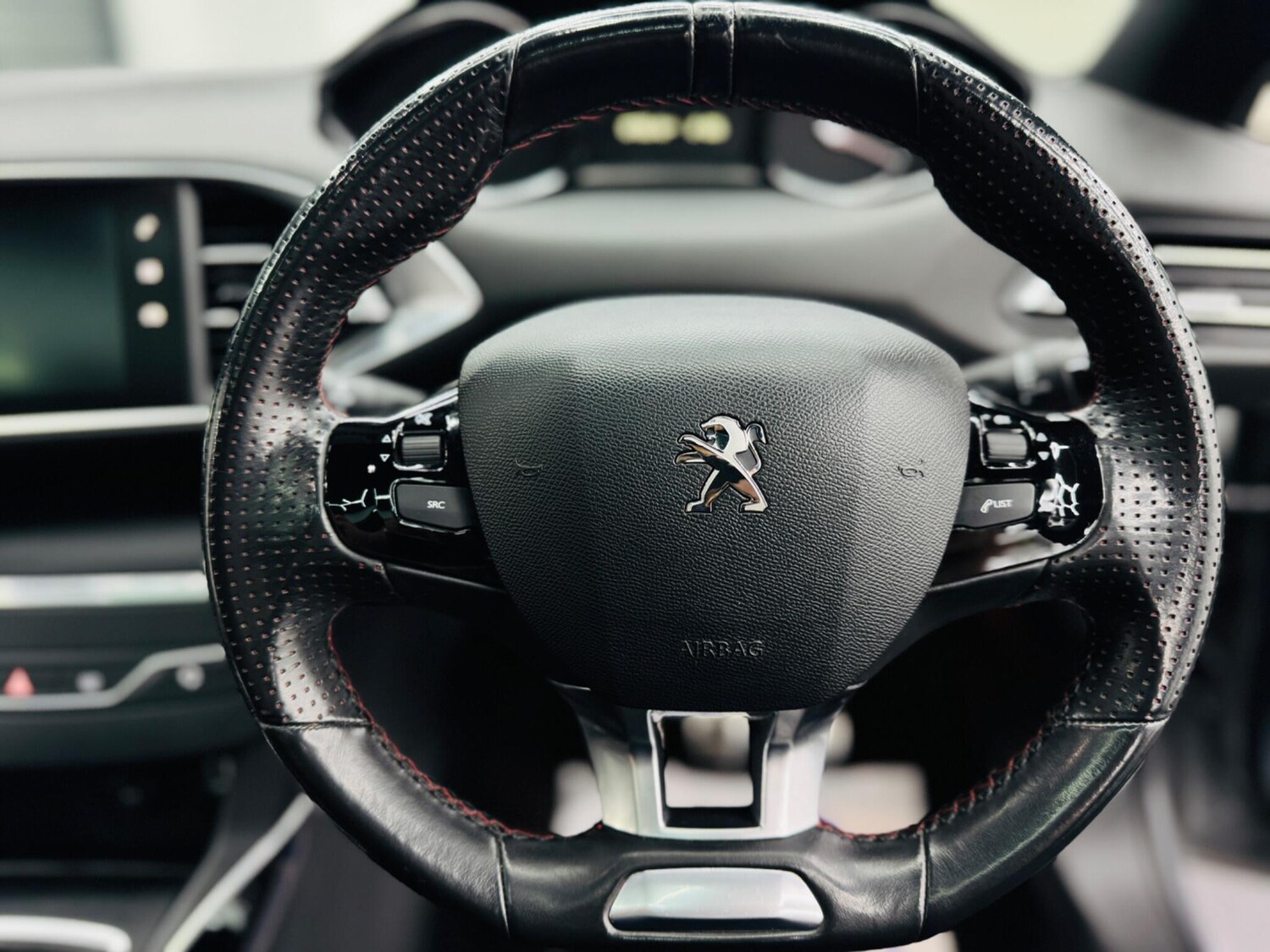 Used Peugeot 308 2017 for sale - 77831672: Photo 40