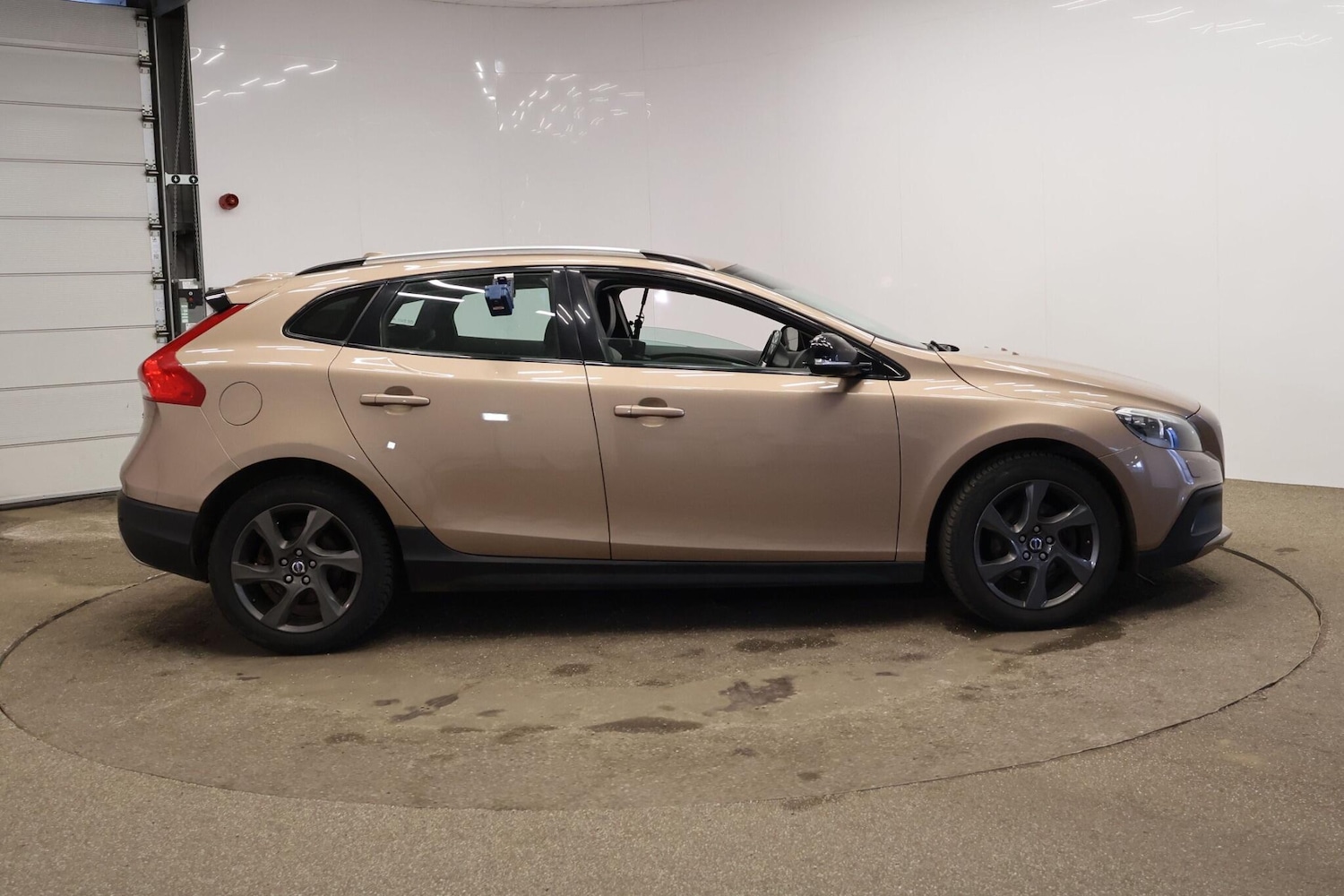 Used Volvo V40 Cross Country for sale - 78115784: Photo 4