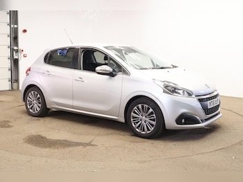 Used Peugeot 208 2016 for sale - 78740784: Photo