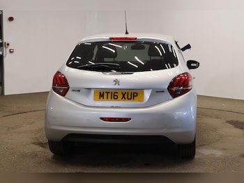 Used Peugeot 208 2016 for sale - 78740784: Photo