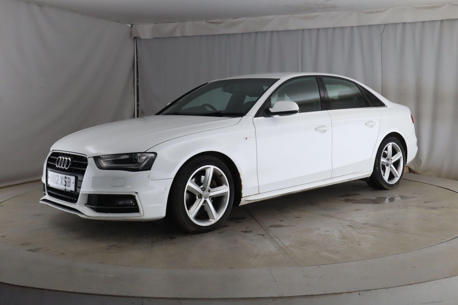 Used Audi A4 2012 for sale - 77992957: Photo 4