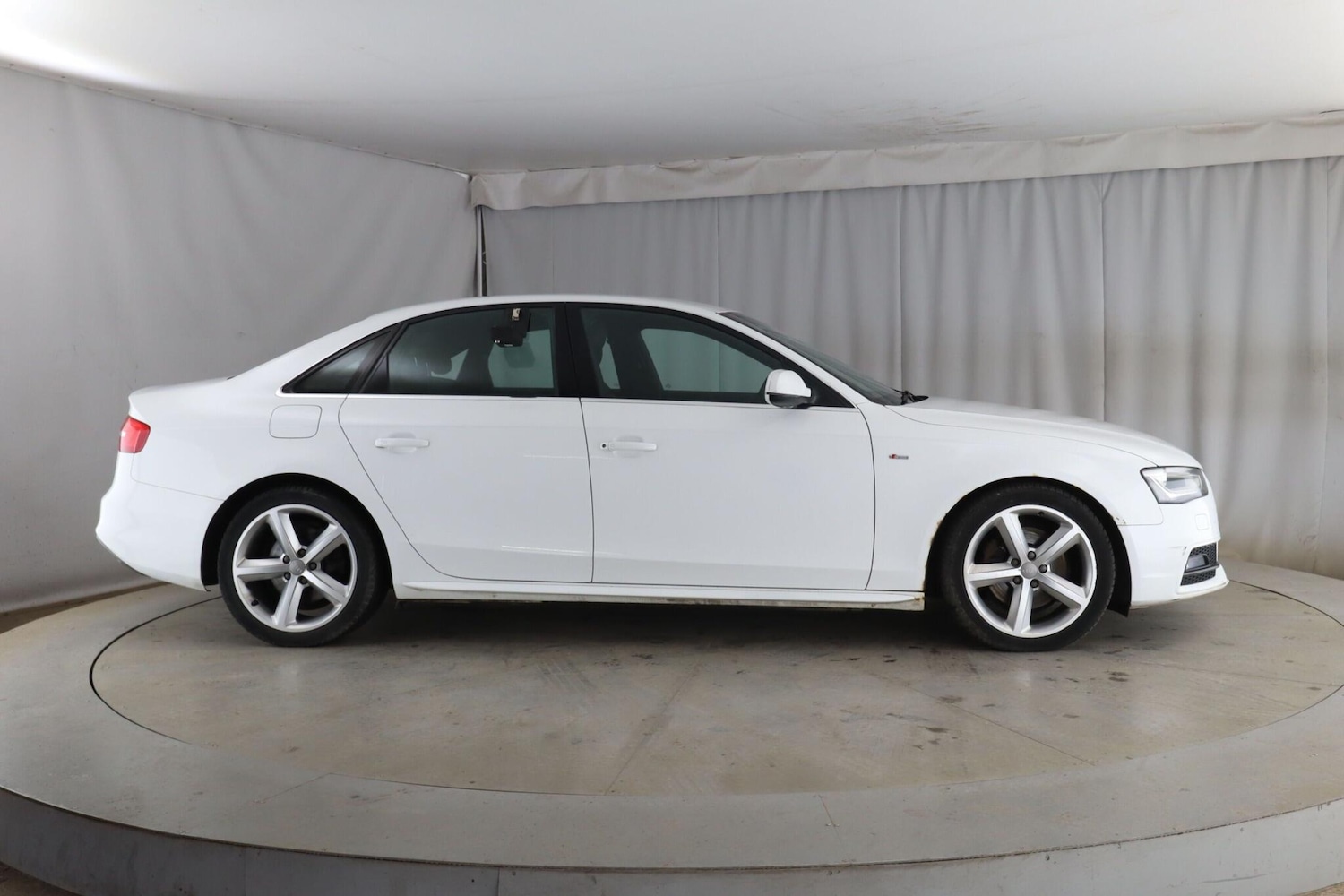 Used Audi A4 2012 for sale - 77992957: Photo 7