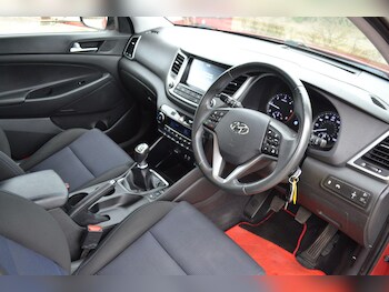 Used Hyundai TUCSON 2017 for sale - 76326425: Photo 4
